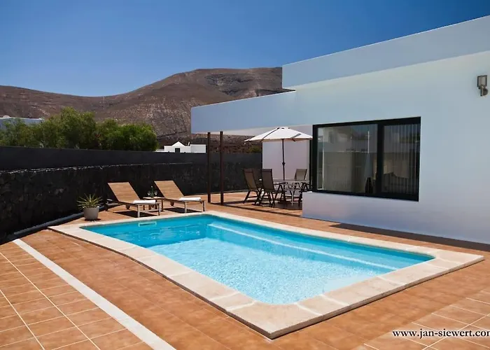 Andy Lanzarote Villa